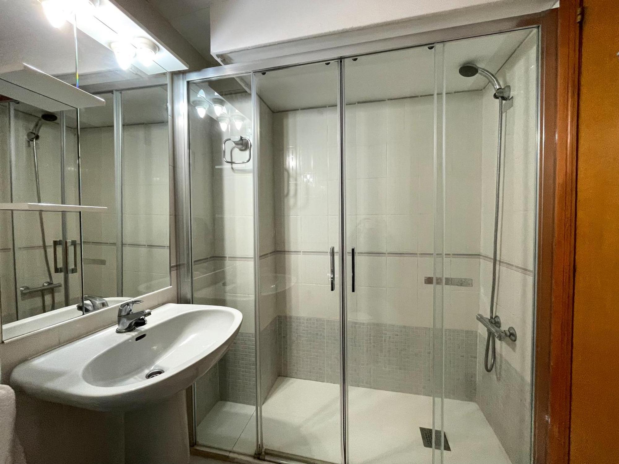 Apartamentos Benicassim 3000 Экстерьер фото