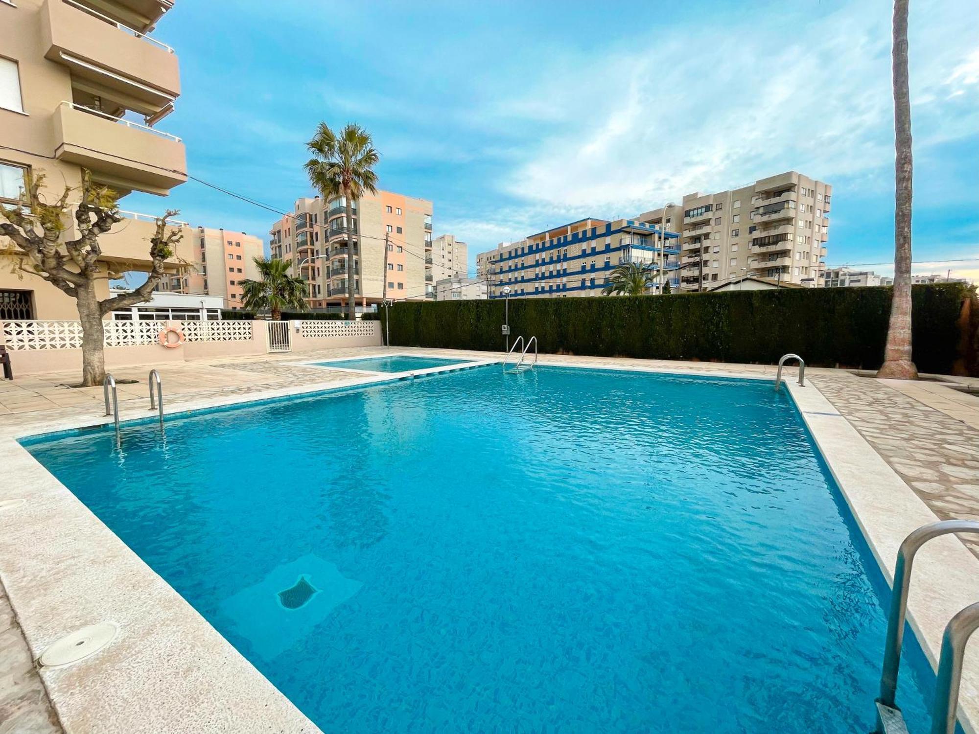 Apartamentos Benicassim 3000 Экстерьер фото
